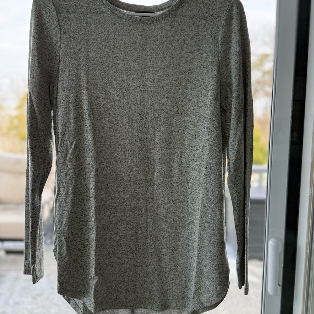 Ann Taylor Charcoal Long Sleeve Top
